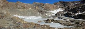 11 Le glacier de Sarenne (avec la piste au milieu)